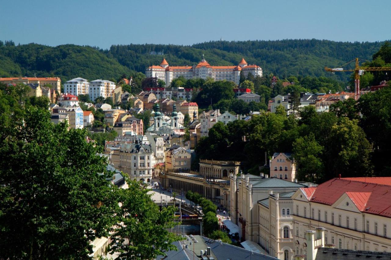 Apartments Menuet Karlowe Wary Zewnętrze zdjęcie