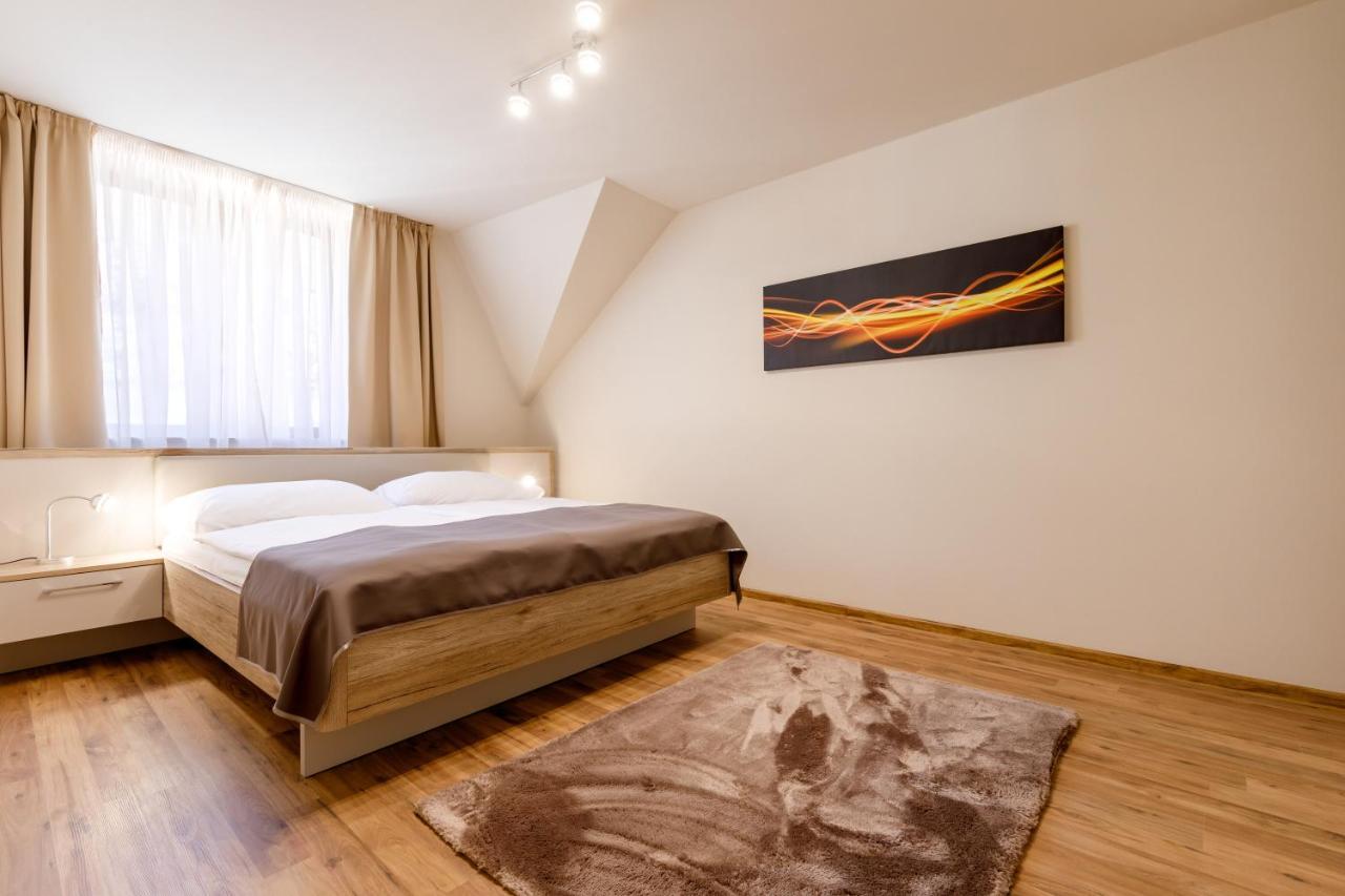 Apartments Menuet Karlowe Wary Zewnętrze zdjęcie