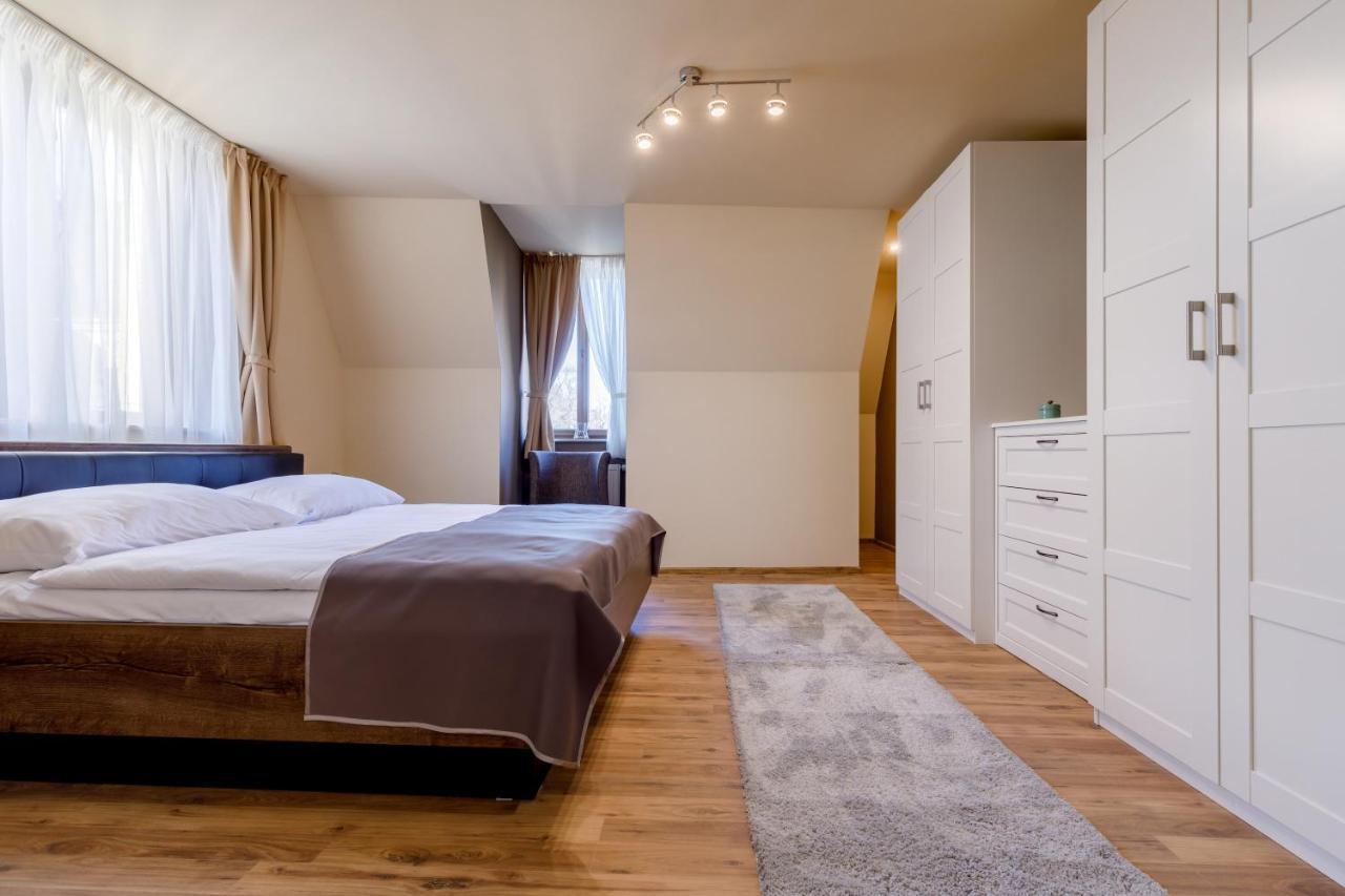 Apartments Menuet Karlowe Wary Zewnętrze zdjęcie