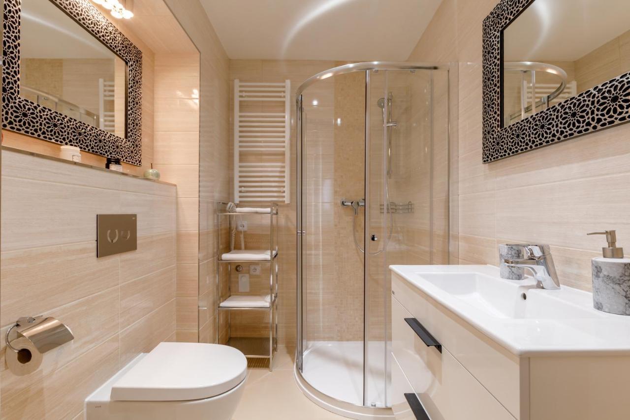 Apartments Menuet Karlowe Wary Zewnętrze zdjęcie